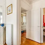 Guestready - Vibrant Et Confortable A Montparnasse